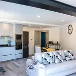 بيت للعطل Bela Vista Urtigosa
